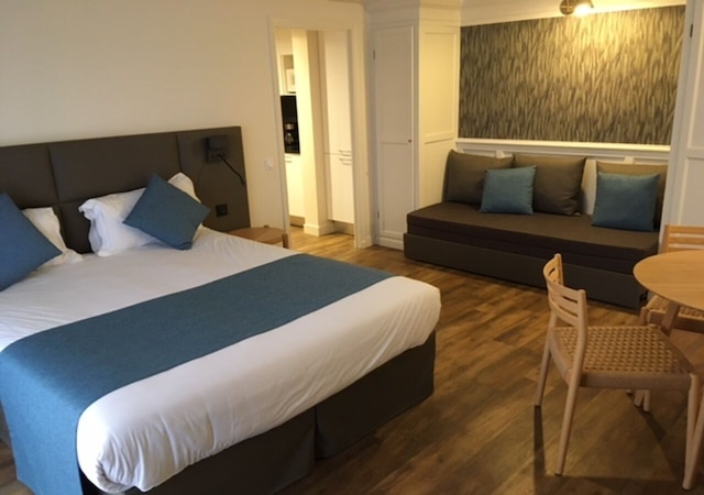 レジデンス カールトン