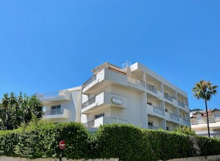 レジデンス カールトン