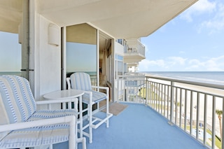 サーフサイド コンド 503 バイ Vトリップス