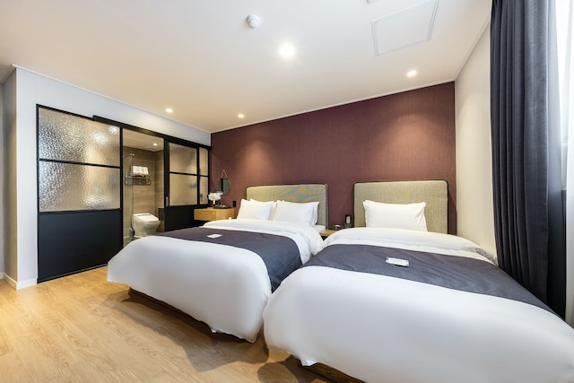 Brown Dot Hotel Suwon