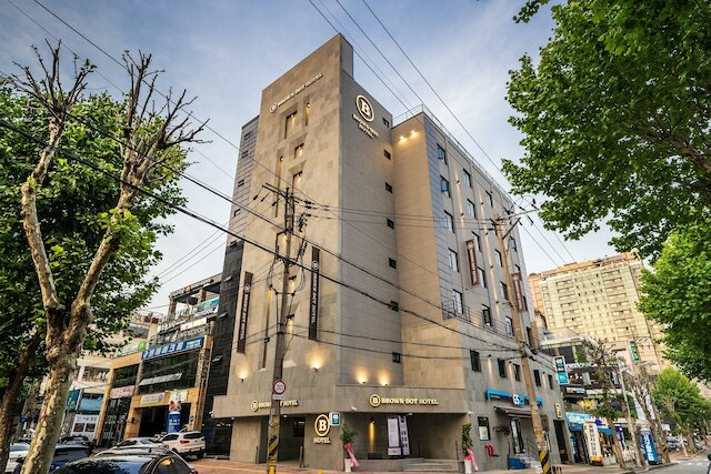 Brown Dot Hotel Suwon