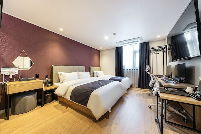Brown Dot Hotel Suwon