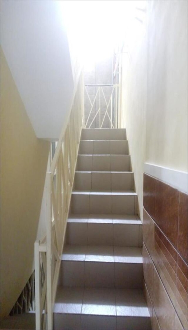 オマー アニン ゲストハウス