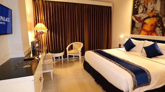 ヴューパレス、アルトテルキューエイト