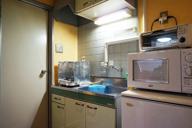 五条 IVY 305 (ツインベッド)