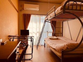 西陣 IVY (二段ベッド、ツイン)