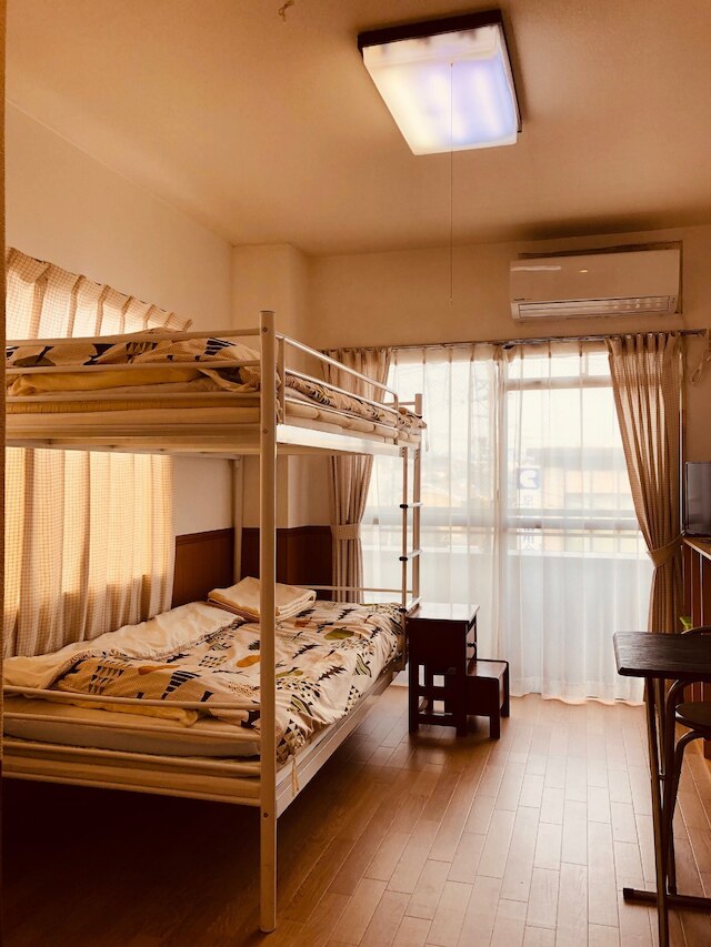 伏見 IVY (二段ベッドツイン 1室)