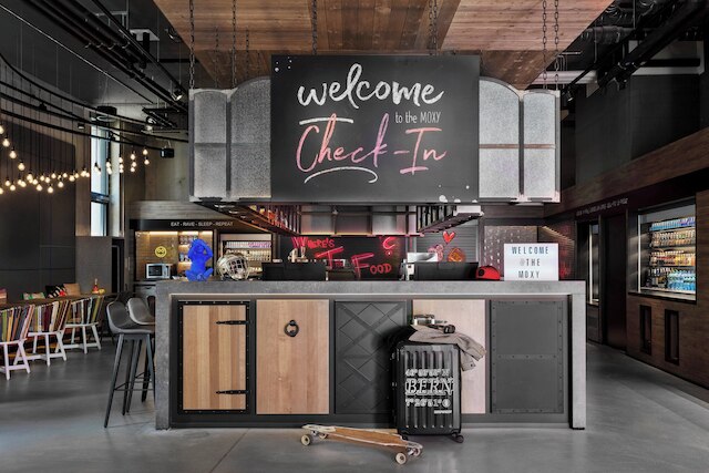 モクシー ベルン エクスポ