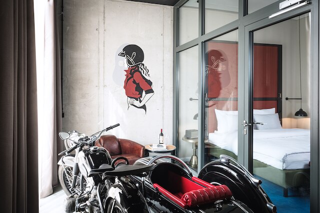 アメロン ミュンヘン モーターワールド