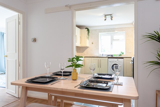 スパス プレイス - ウエスト ディズベリー