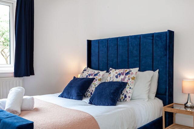 スパス プレイス - ウエスト ディズベリー