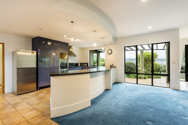 オアシス オン ベルモント レーン