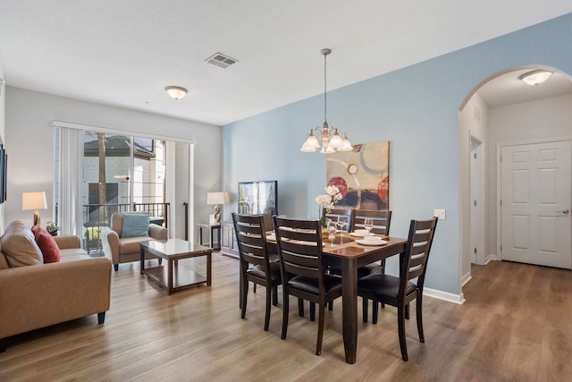 コージー エスケープ