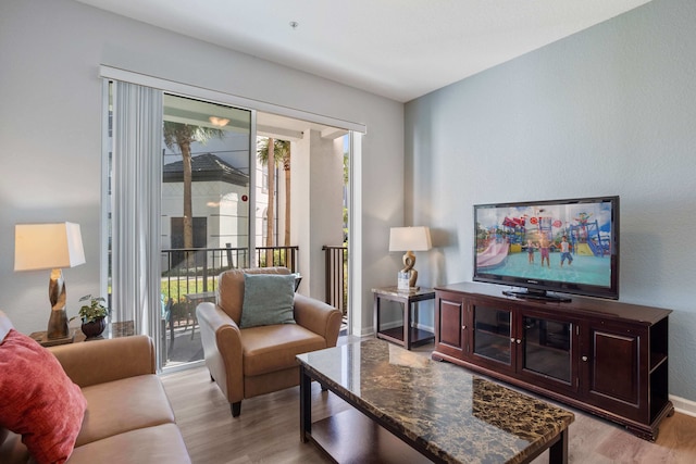 コージー エスケープ