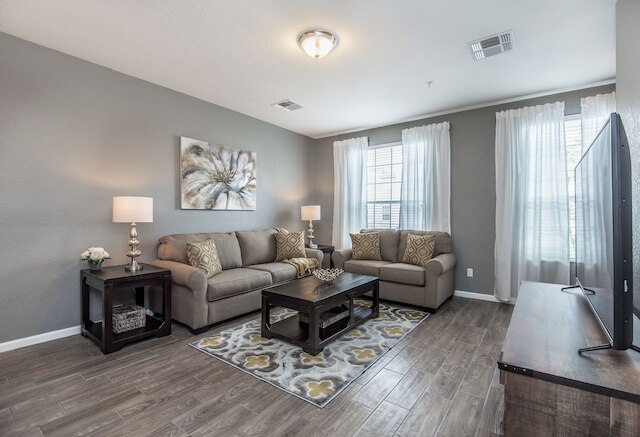 アップデーテッド タウンホーム ニア コンベンション センター ユニバーサル & IドR