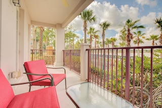 レイクフロント ラグジュアリー