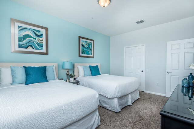 トップ フロア コンドミニアム ニア ユニバーサル &コンベンション センター