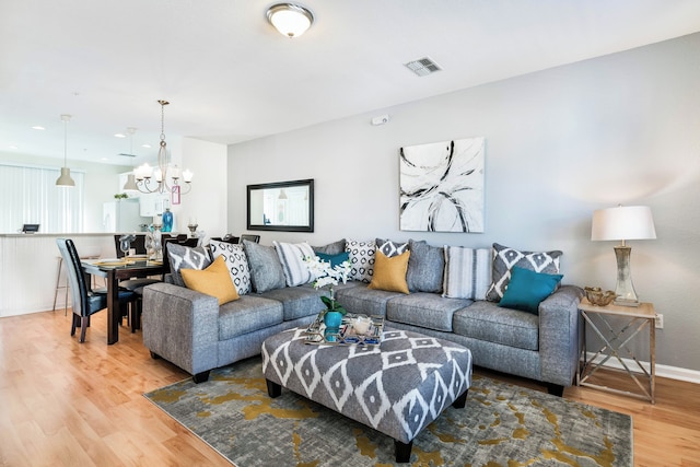 ビスタ ケイ ラックス