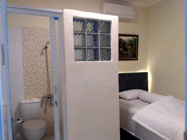 カタリア トマン