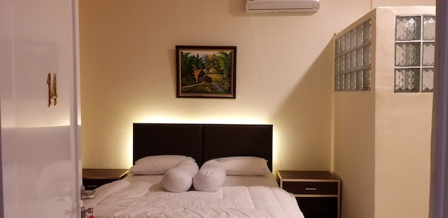 カタリア トマン