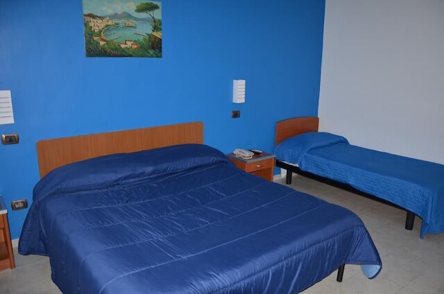 チャーリー ホテル