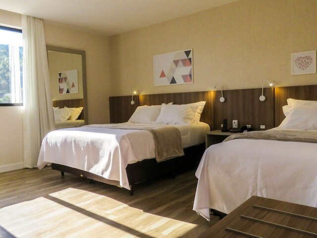 レフェル ホテル