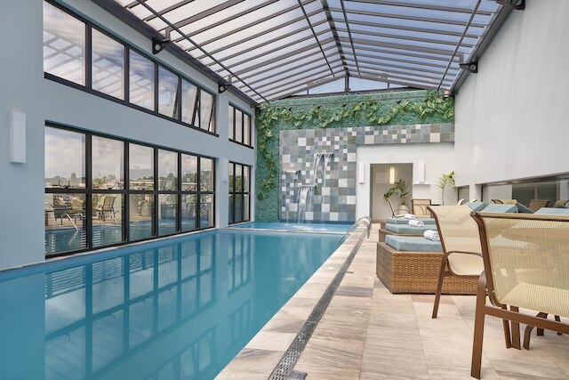 レフェル ホテル