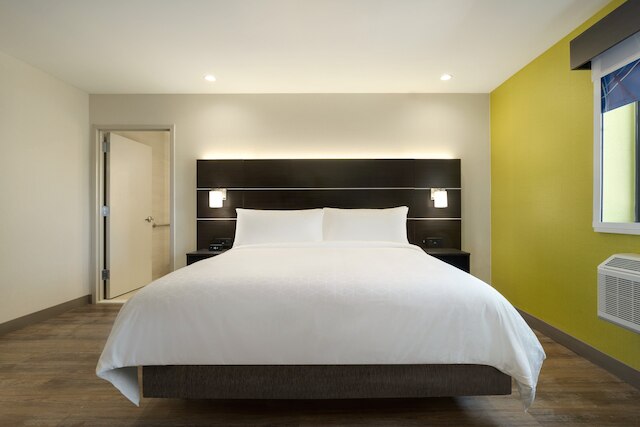 ホリデイ イン エクスプレス ジャマイカ - JFK エアトレイン - NYC by IHG