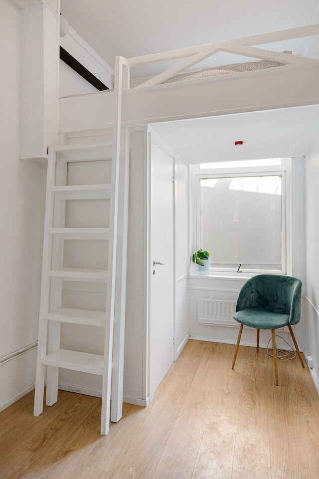 T13 スモール ルーム