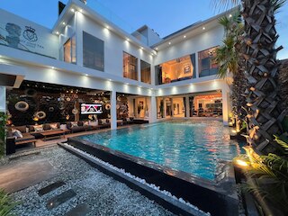 アート プール ヴィラ