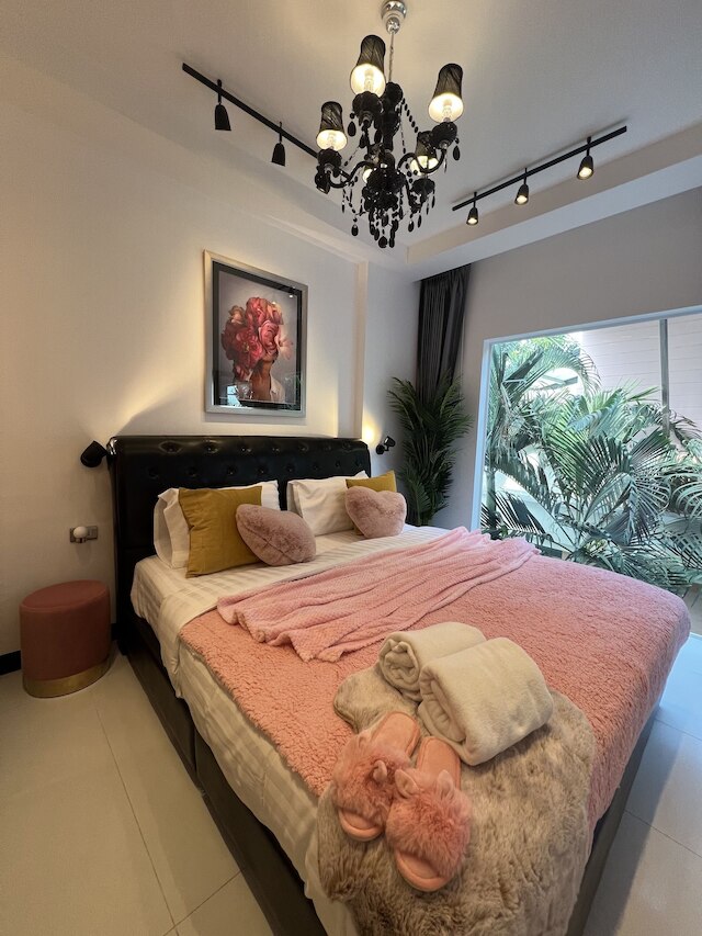 アート プール ヴィラ