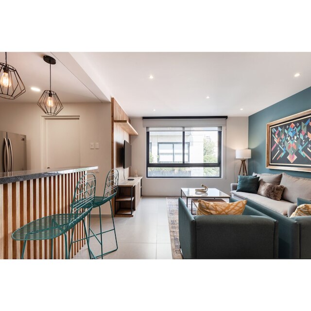 ソフィスティケーテッド パド アットロマ ノルテ & コンデサ