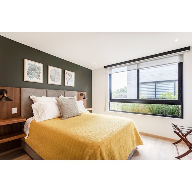 ソフィスティケーテッド パド アットロマ ノルテ & コンデサ