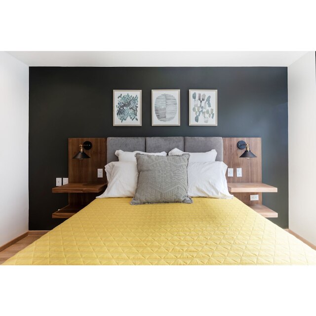 ソフィスティケーテッド パド アットロマ ノルテ & コンデサ