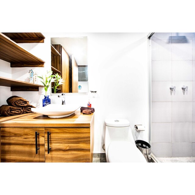 ブランド ニュー 1ベッドルーム プライベート パティオ アパートメント 5 スターズ