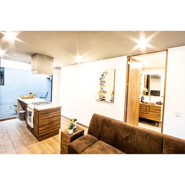 ブランド ニュー 1ベッドルーム プライベート パティオ アパートメント 5 スターズ