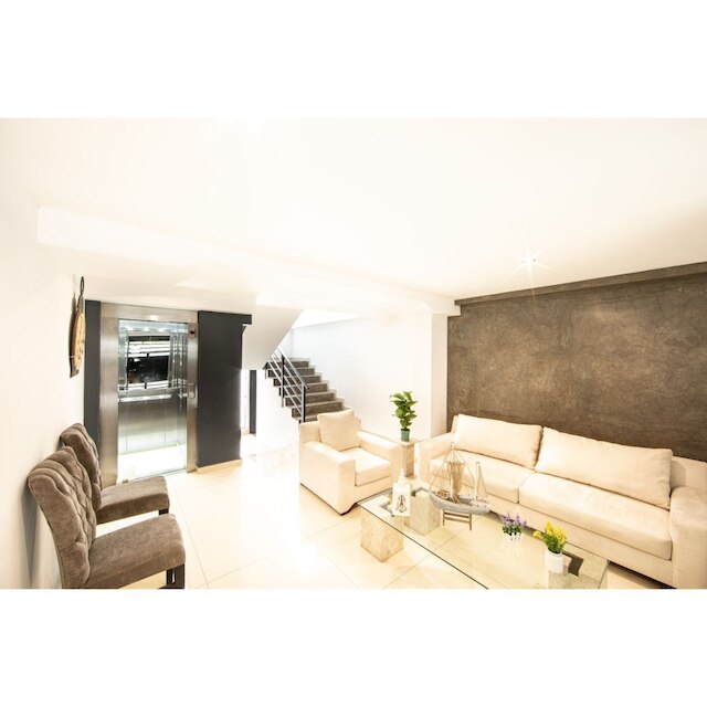 パークフロント PH プライベート テラス ニア ポランコ