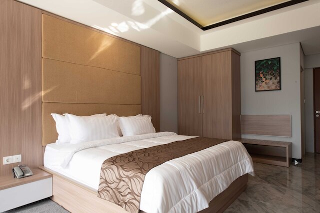 デダナウ ホテル