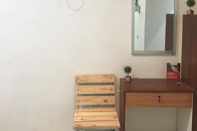 レッドドアーズ ニア インスティチゥット ケシハタン ヘルベティア