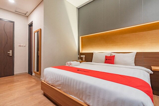 レッドドアーズ プラス アット ドーマン ゲスト ハウス