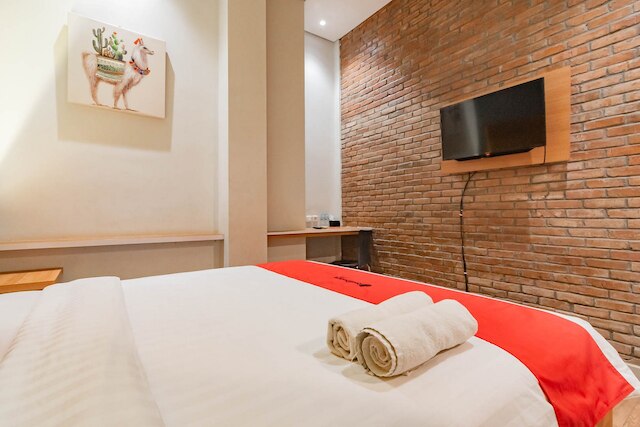 レッドドアーズ プラス アット ドーマン ゲスト ハウス