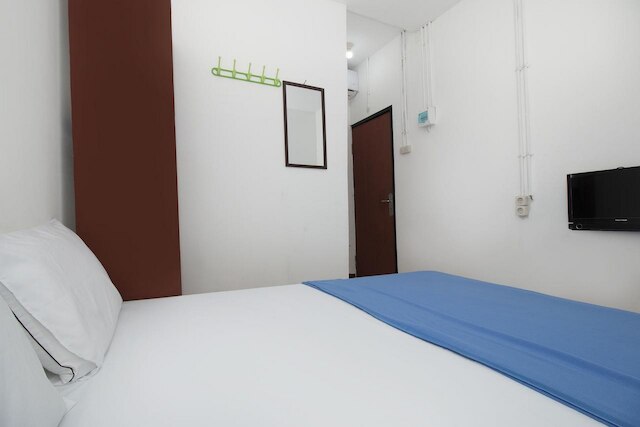 レッドドアーズ ニア リアウ ジャンクション モール 2