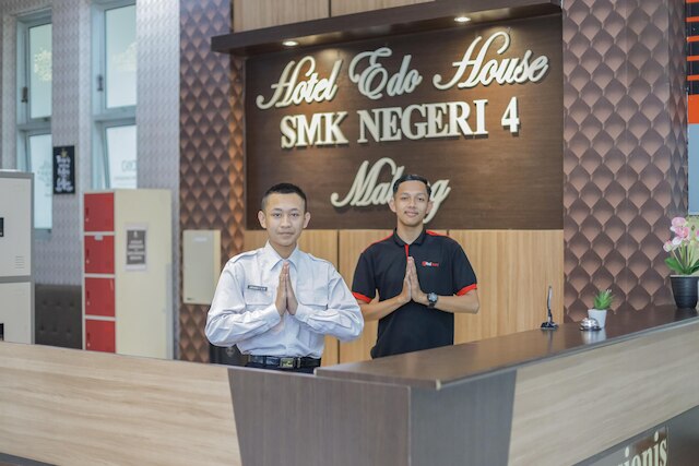 レッドドアーズ シャリア アット クロジェン マラン