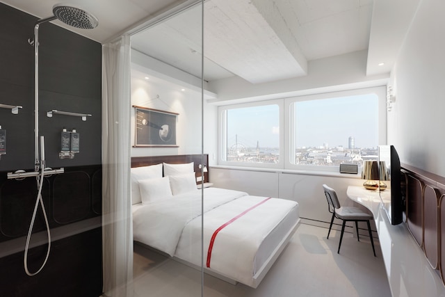 ルビー ルナ ホテル デュッセルドルフ