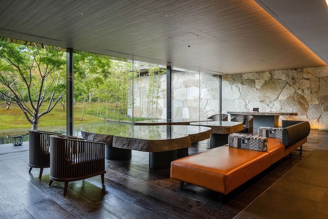 ギャリア・二条城 京都