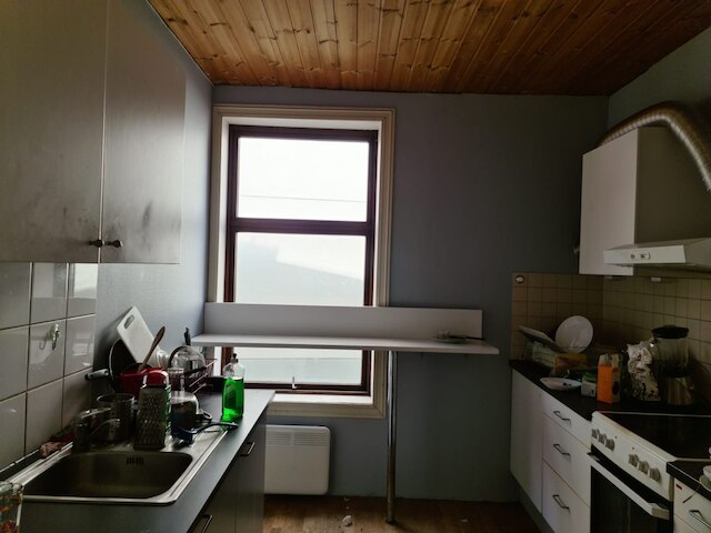 T13 スモール ルーム