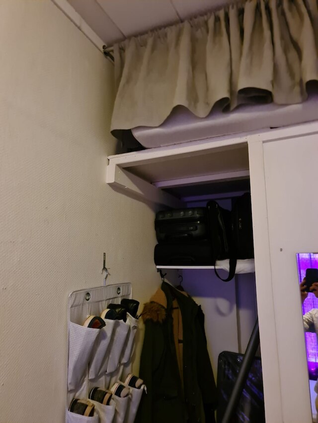 T13 スモール ルーム