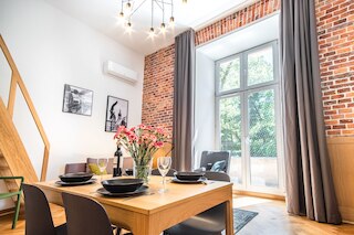 タワー ストリート アパートメンツ