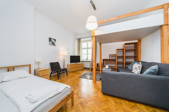 アット クラクフ アパートメンツ