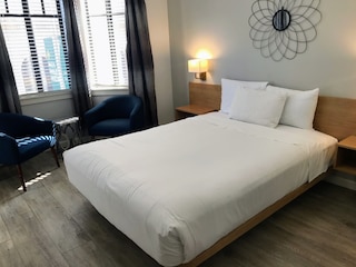 タッチストーン ホテル - シティ センター